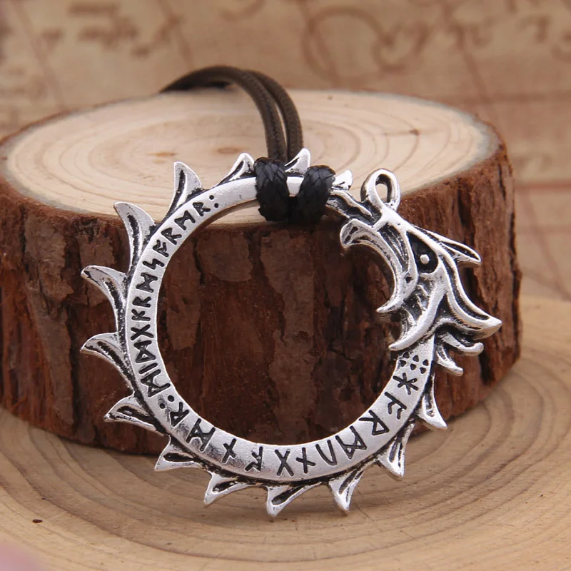 Дракон викингов исландский Vegvisir шлем ужас в Рунический Круг Кулон волшебный