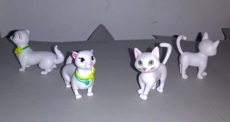 

Мини-фигурка из ПВХ, игрушка wihte cat and fox ,4 шт./компл. (2 fox 2 cat)