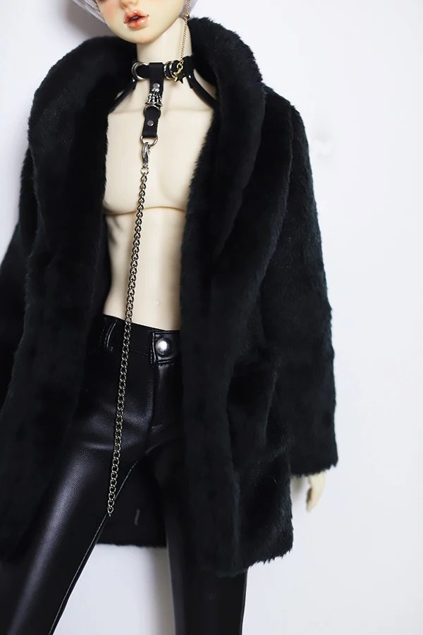 only black coat D01-P519 children handmade toy 1/3 1/4 Doll clothes BJD/SD doll Accessories doll Faux fur coat black color 1pcs - Цвет: only black coat