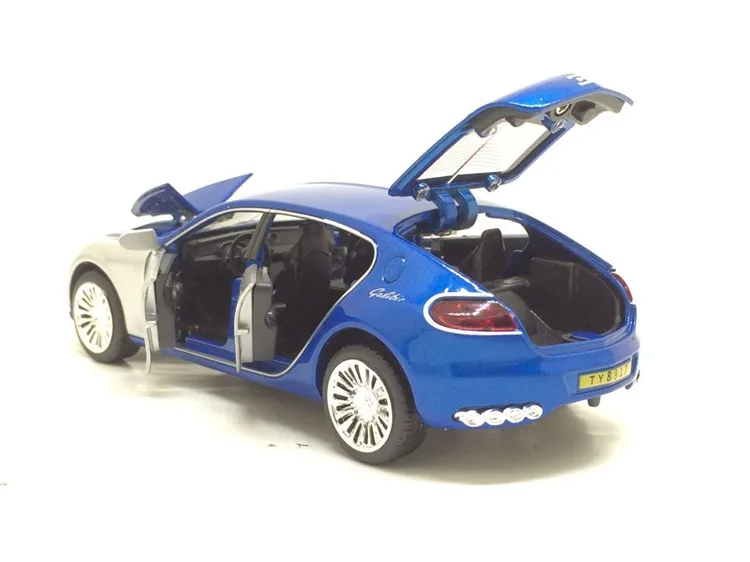 Модель спортивного автомобиля Bugatti трехцветная модель из металлического сплава 6
