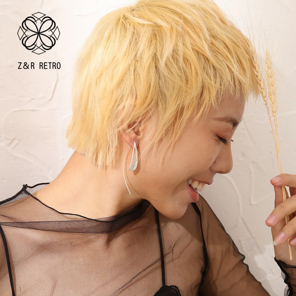 Серьги в ретро-стиле с листьями и крючками Простые короткие украшения готическом