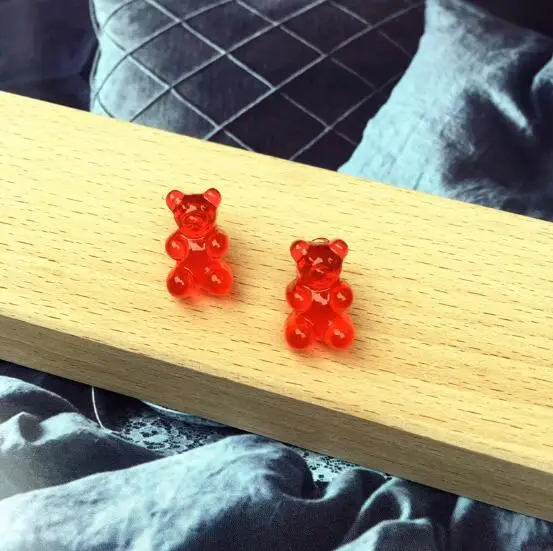 red Милые цветные серьги ручной работы с мультяшным медведем, конфета из смолы, цветные серьги с животными для друзей, забавные ювелирные изделия на каждый день - Окраска металла: red