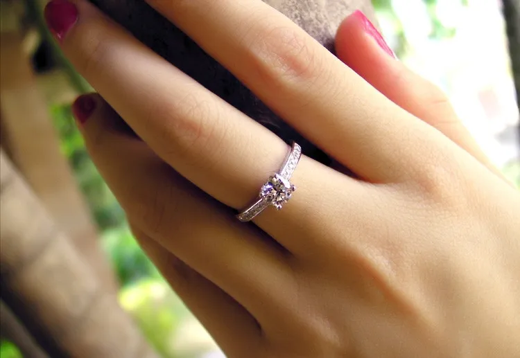 Новое поступление 0 5 карат роскошное круглое блестящее NSCD красивый бриллиант