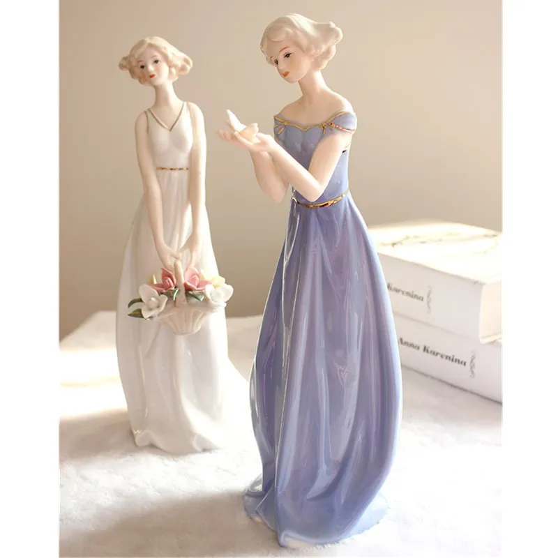 Ceramic Beauty Figurines Home Furnishing Crafts Decoration Western Lady Girls Porcelain Handicraft Ornament Wedding Gift R2172