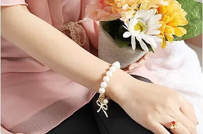 2015 New Fashion Charm Bracelet With Gold Butterfly Bow White Pearl Chain For Women Jewelry | Украшения и аксессуары