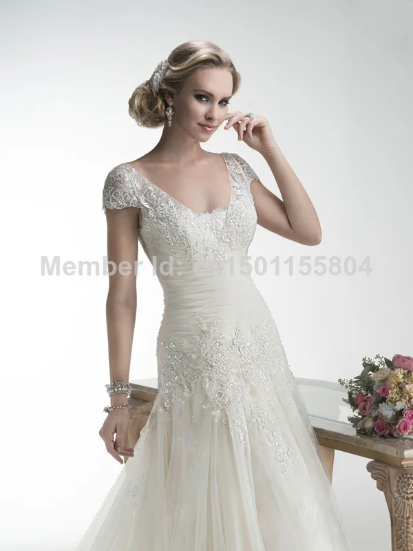 Custom V-neck Poretrait Cap Sleeve Court-Sleeve Court Train Floor-Length A-Line tulle appliques beaded Wedding gown All Size | Свадьбы и