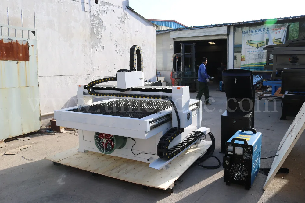 UNICHCNC маленькая cnc plasma1200x1200mm/дешевая фотография|cheap cnc|small cnccnc plasma cutting machine |