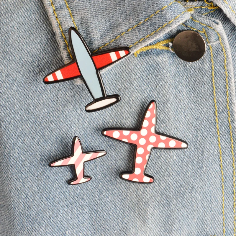 Значки в виде мультяшного самолета металлические значки для рюкзака новинка 2017
