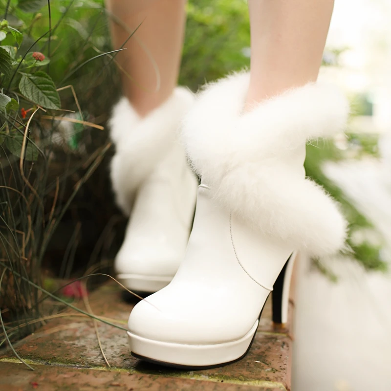 In the autumn of 2013Europe and United States Patent Leather PU rabbit hair short boots | Обувь