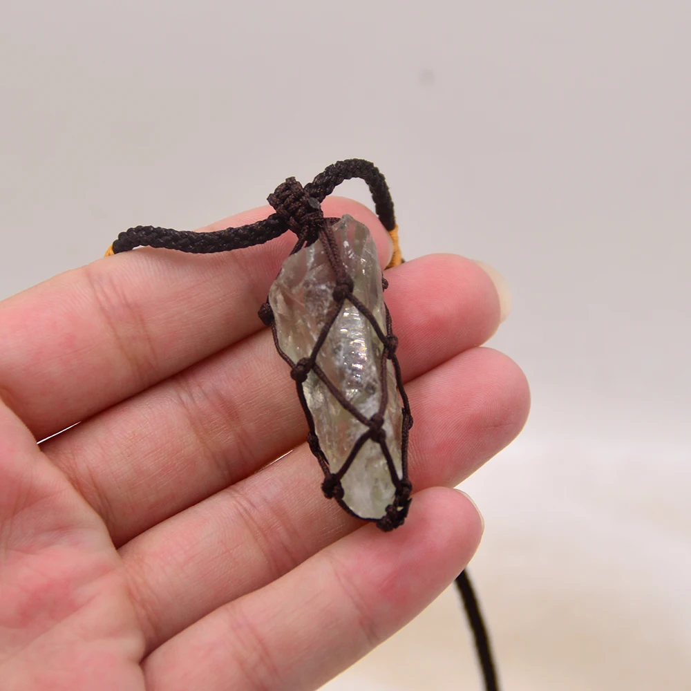 Прямая поставка подвеска с натуральным зеленым кварцевым кристаллом волшебный