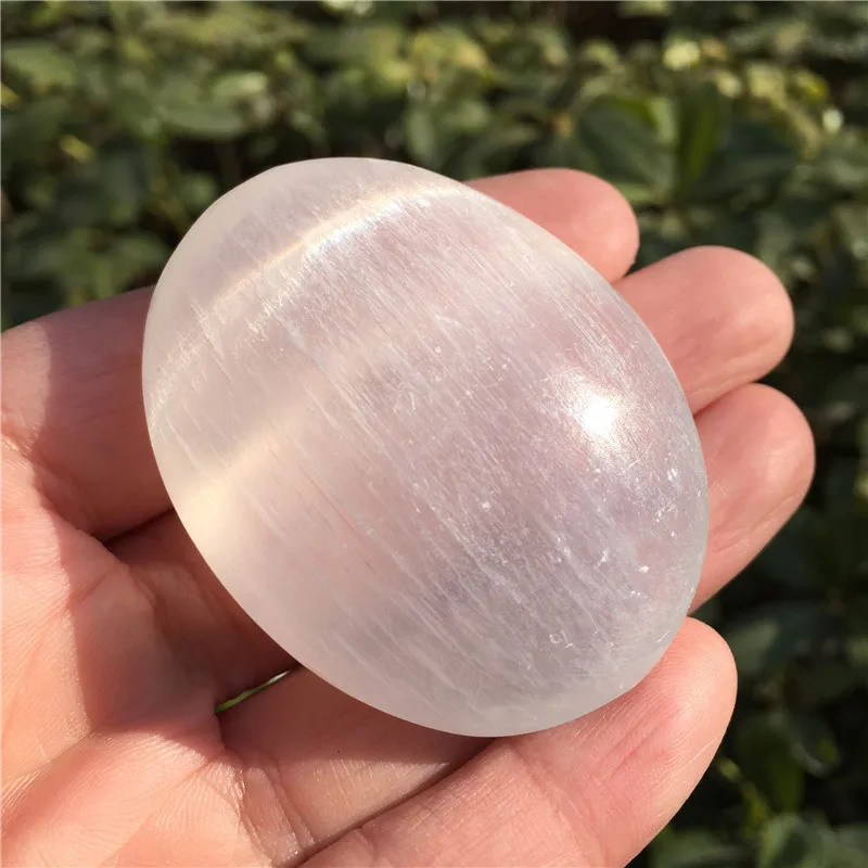Beautiful Natural White Selenite Palm Stone Gemstone Irregular Smooth Polished Pebble Healing Home Decoration | Дом и сад