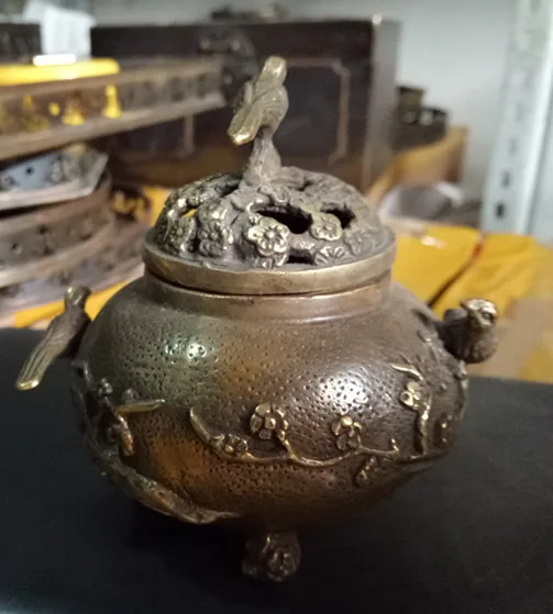 Китайская старинная статуя из красивой бронзы с резьбой и благовониями в