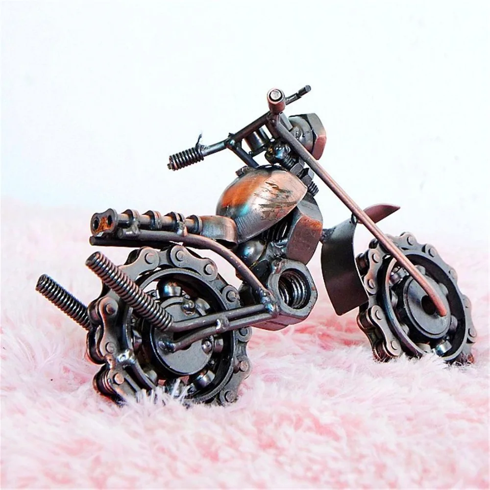 Creative Car Ornaments Decoration Iron Model Long Chain Motorcycle Bronze Soldering February 23 Defender of the Fatherland Day | Автомобили