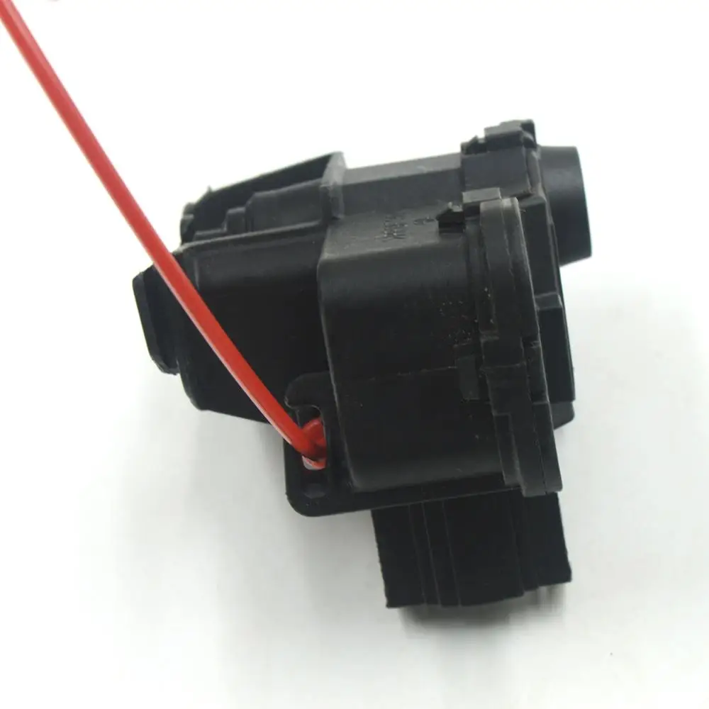 Двигатель привода замка топливного бака для SEAT Leon / VW Golf Cabriolet Touareg T Roc SKODA Fabia Octavia