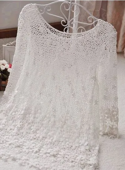 Женская пляжная кружевная блузка с рукавом три четверти белая крючком и цветком
