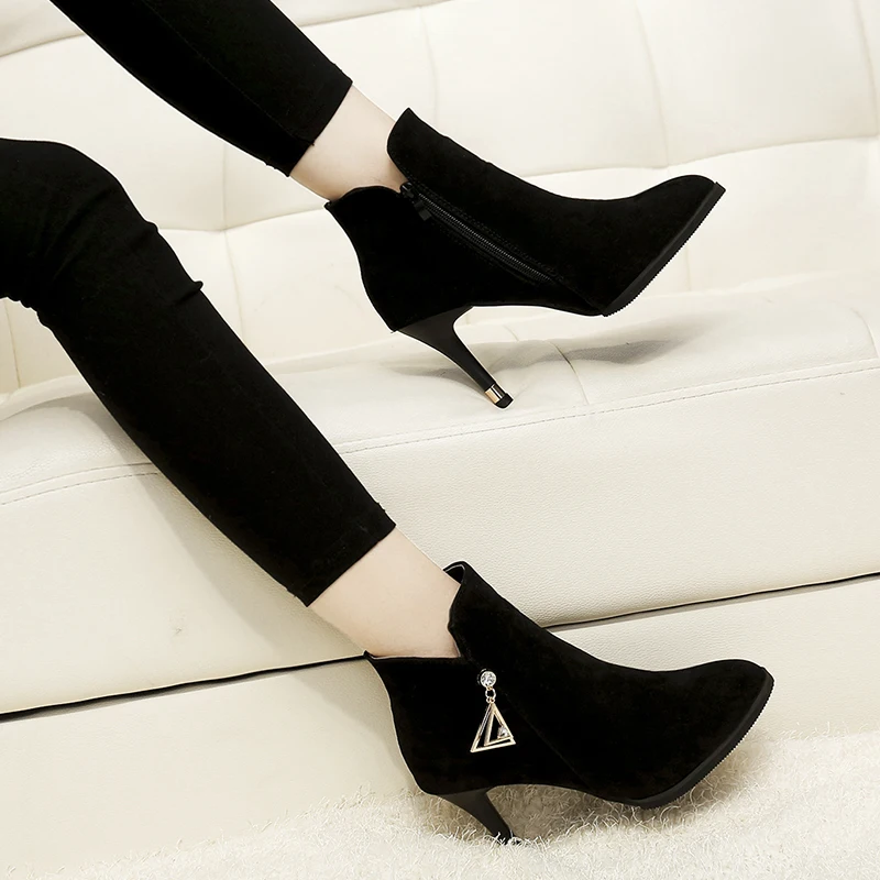 Женские ботиночки 2018 новые модные ботинки на высоком каблуке Ботинки Martin со