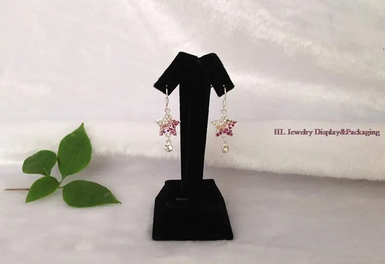 Классическая подставка для сережек витрины из черного Вельвета 60*35*26 см |