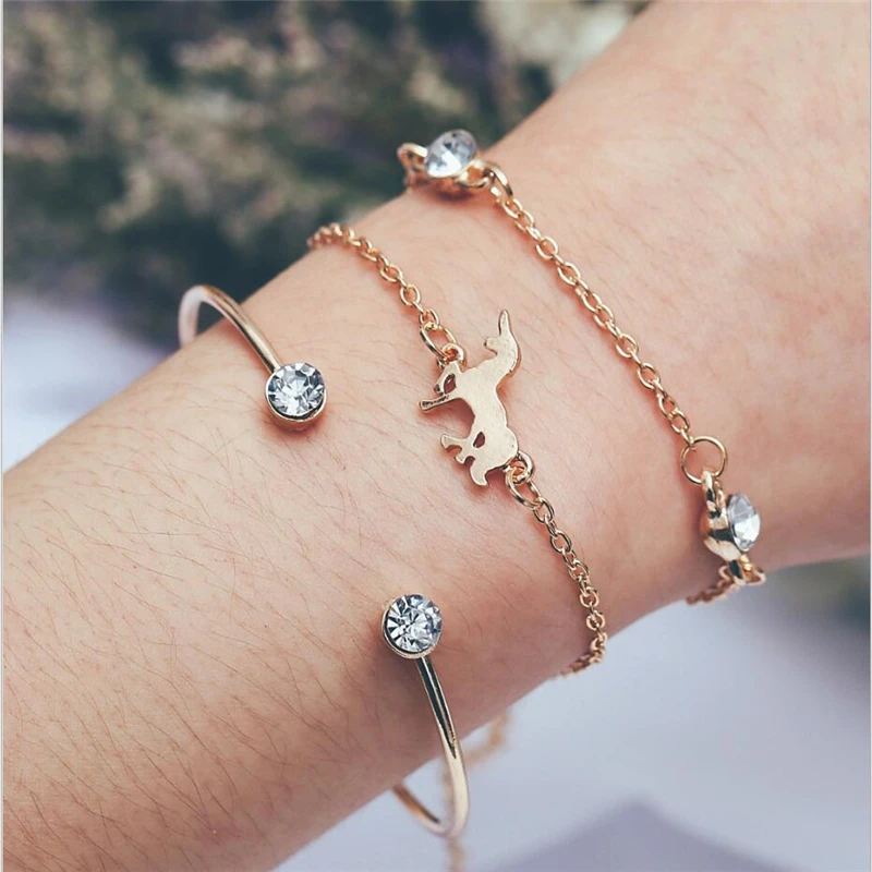 

2021 Russian New Jewelry Fashion Creative Alloy Metal Unicorn Bracelet 3 pieces One set For Lady Party Gift