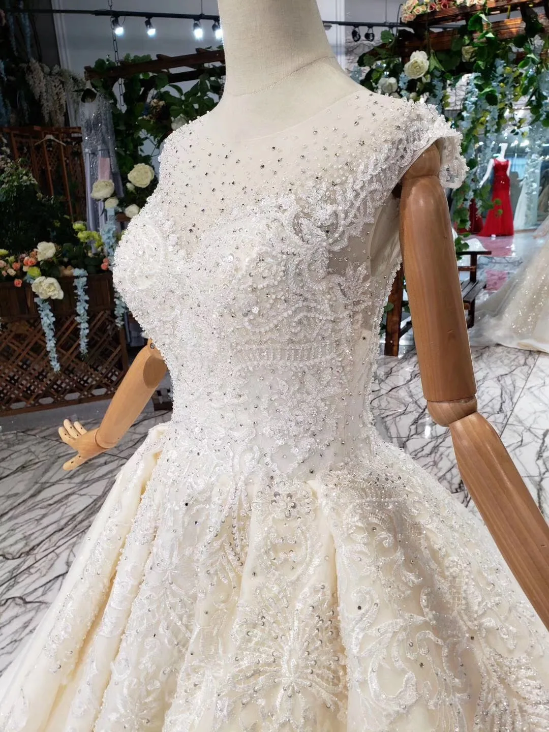 Vestido De Novia Corto Wedding Dresses 2019 Lace Appliques A Line Vintage Satin Wedding Dress Plus Size Champagne Bridal Gown