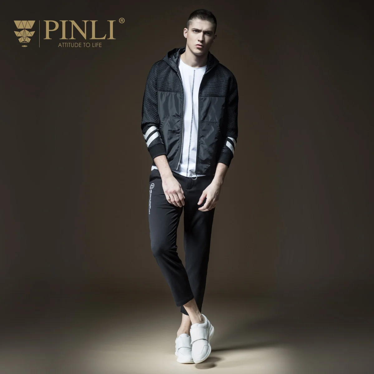 Мужская куртка-бомбер Pinli осенняя с вышивкой модель B181204089 2019 | одежда