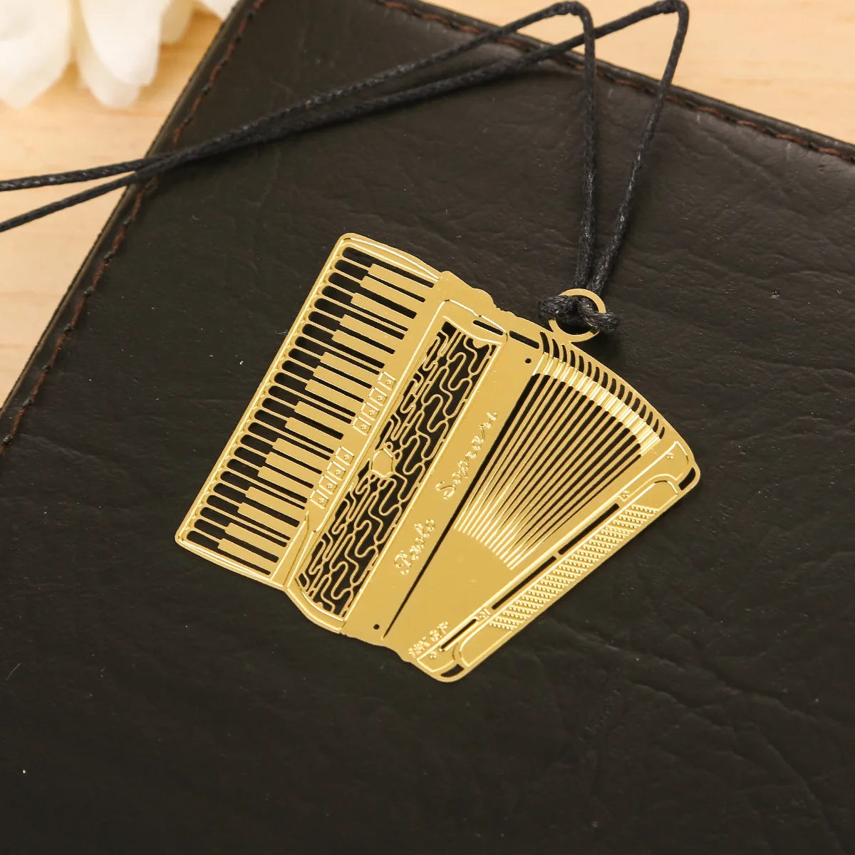 1 шт. милые металлические заклады модные Musial гитарные вкладки для книги