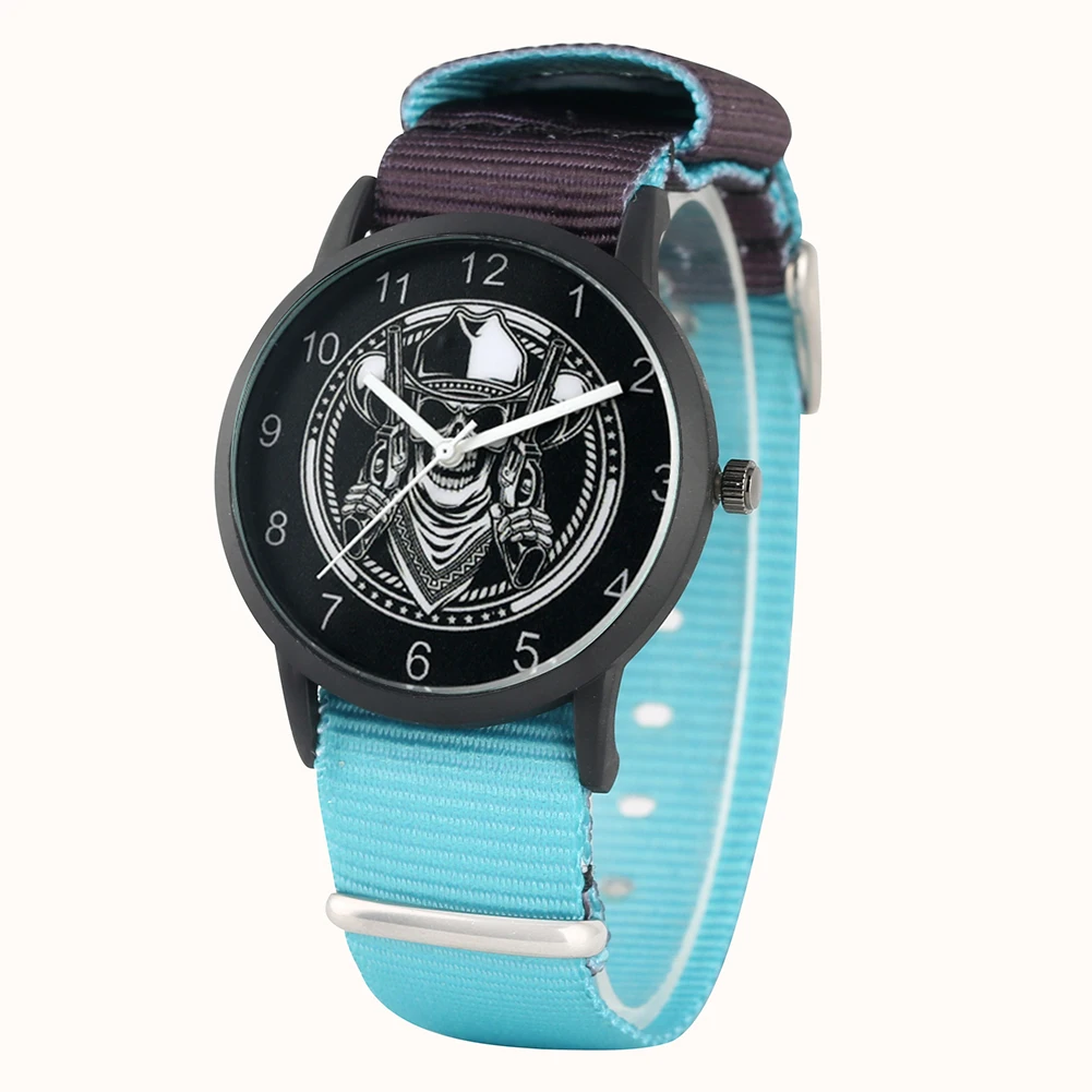 Men's Watch Skull Holding a Double Gun Pattern Quartz Nylon Strap Wristwatch for Male | Наручные часы