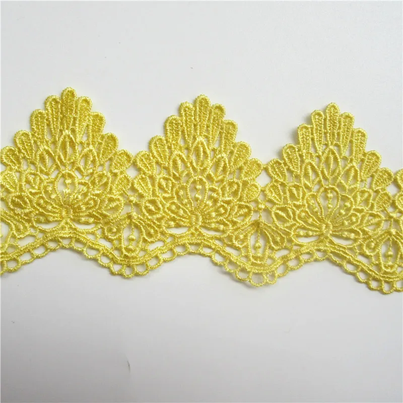 Лента кружевная растворимая из полиэстера с цветочной вышивкой 2 ярда | Дом и сад