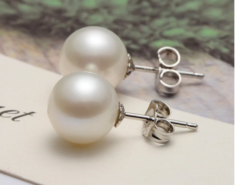 

elegant 9-10 mm south sea round white pearl earrings