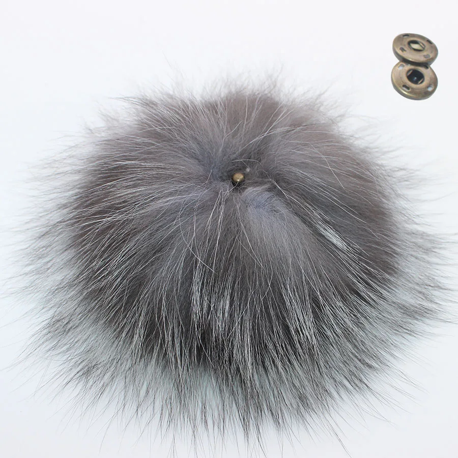 10 pcs/lot DIY 15cm Soft And Fluffy Silver fox Fur Pom For keychains Knitted Scarf Beanie Cap Hats Genuine Fox fur Pompom