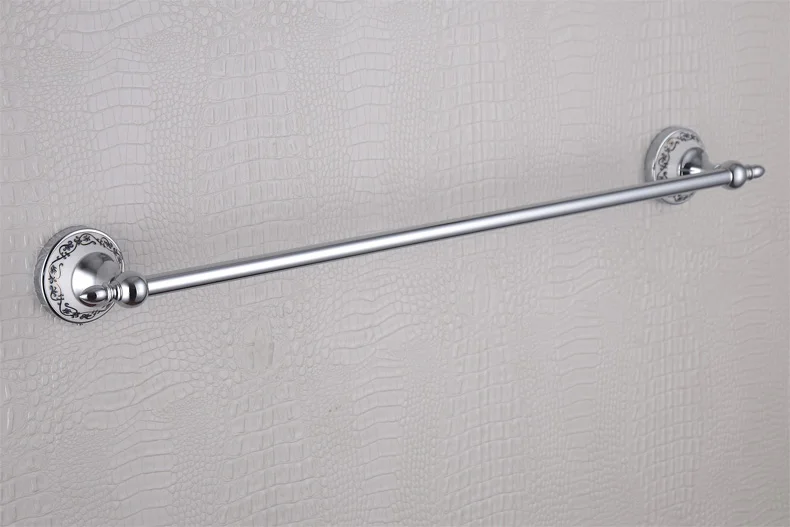 towel bar Хром Аксессуары для ванной комнаты синий и белый; комплект люксовых туфель и дозатор для жидкого мыла, Полотенца Rail, крючок, Полотенца кольцо, туалет, Бумага держатель 5 шт./компл - Цвет: towel bar