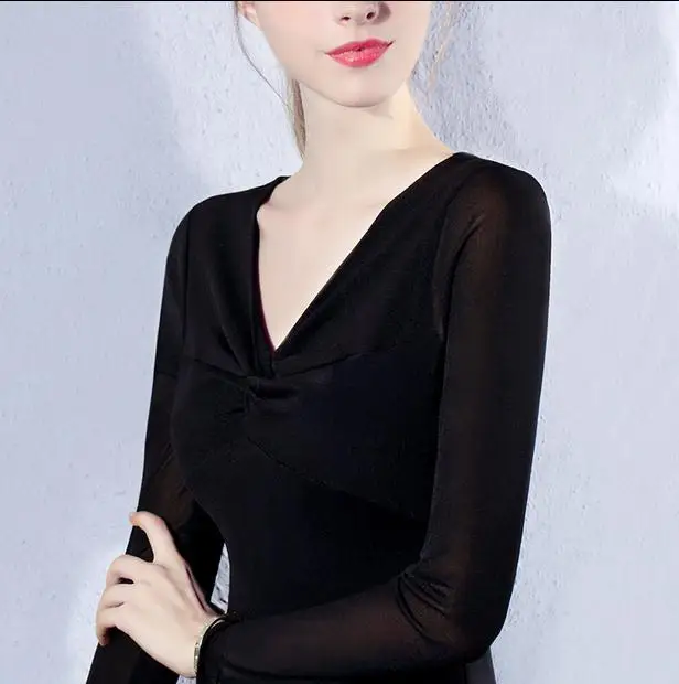 

2018 sexy low-cut V-neck long-sleeve female cross gauze slim t-shirt