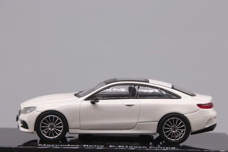 I scale1: 43 MB E-Klasse Hardtop Coupe модель автомобиля литья под давлением металлические игрушки подарок на день рождения для детей мальчик другой