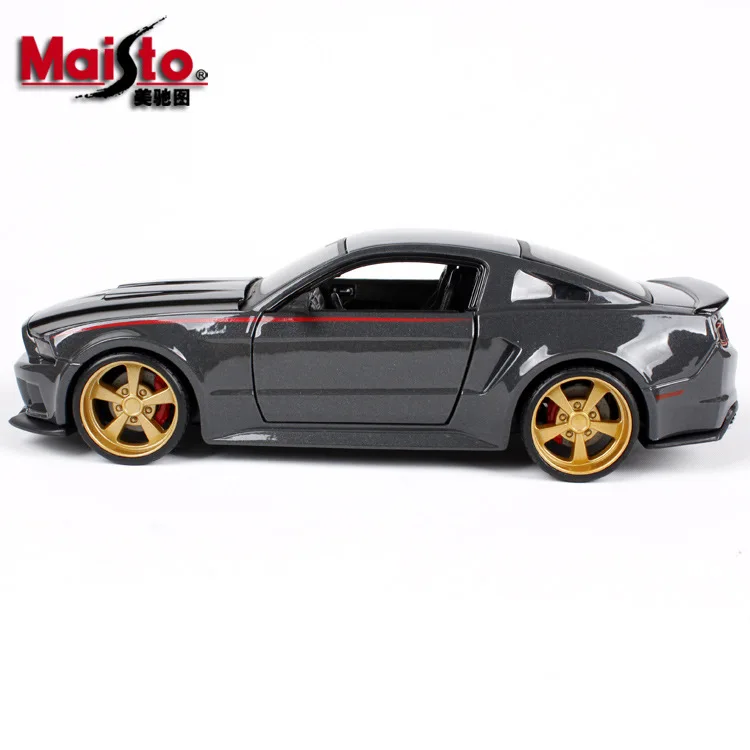 Maisto alloy car model 1:24 2014 Ford Street Racer modified simulation Collection Lovers Diecast Toys Gifts for children |