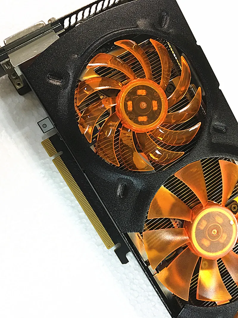 Новый OEM GTX780 независимый 3G DDR5 дисплей хранения высокого класса Компьютер курица