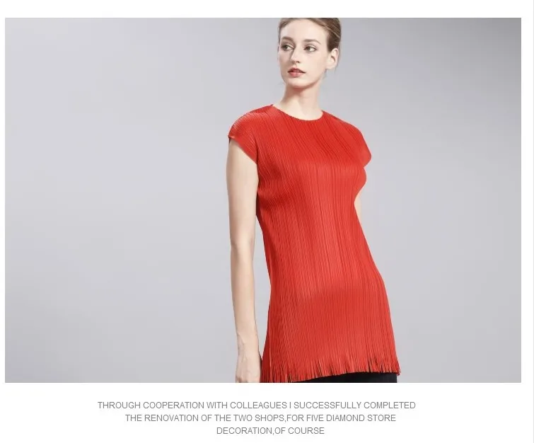 Женская футболка с круглым вырезом цветочным принтом | одежда