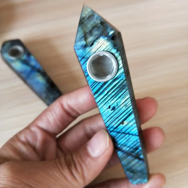 

1pcsNatural quartz crystal labradorite stone smoking pipe to heal