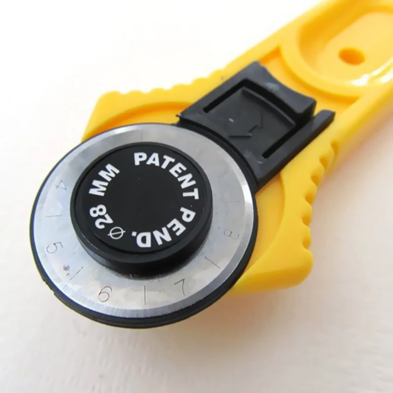 'The Best' 28mm Circular Cut Yellow Rotary Cutter Blade Patchwork Fabric Leather Craft Sewing Tools 889 | Инструменты