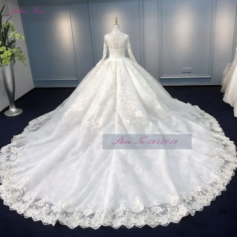 Julia Kui Real Photo Vintage Embroidery Lace Ball Gown Wedding Dress Beading Appliques High Collar Bridal Gown Vestido De Novia