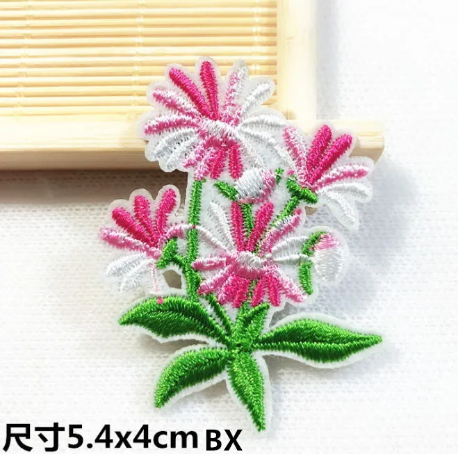 Новое поступление 10 шт. Популярные Цветочные вышитые нашивки утюгом на джинсах