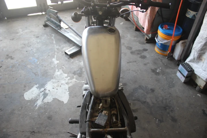 Бесплатная доставка Aftermarket Новый 9L модифицированный резервуар для Bobber Chooper Suzuki