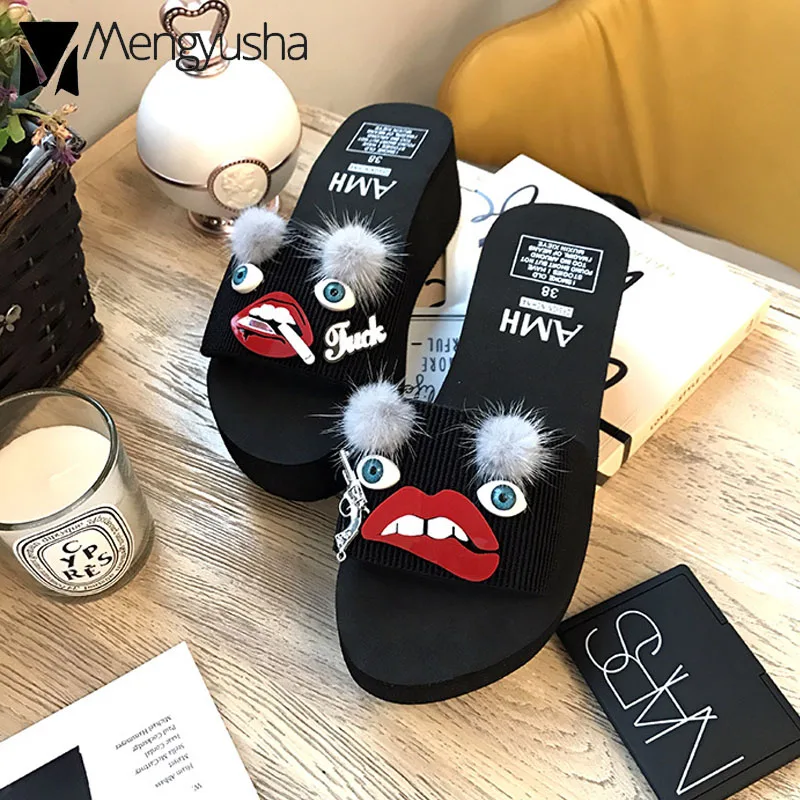 Шлепанцы женские с аппликацией из меха норки сандалии на платформе декоративные