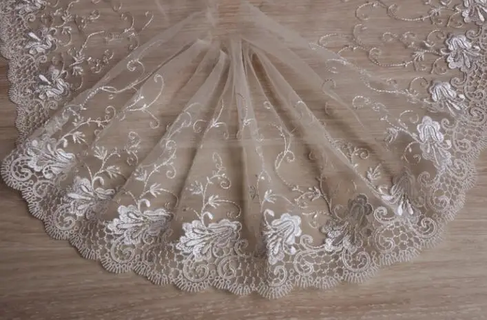 ivory 1 метр кружевная ткань DIY аксессуары для одежды цвета слоновой кости красный черный кофе Вышивка Тюль кружевная отделка для шитья свадебного платья 18 см - Цвет: ivory