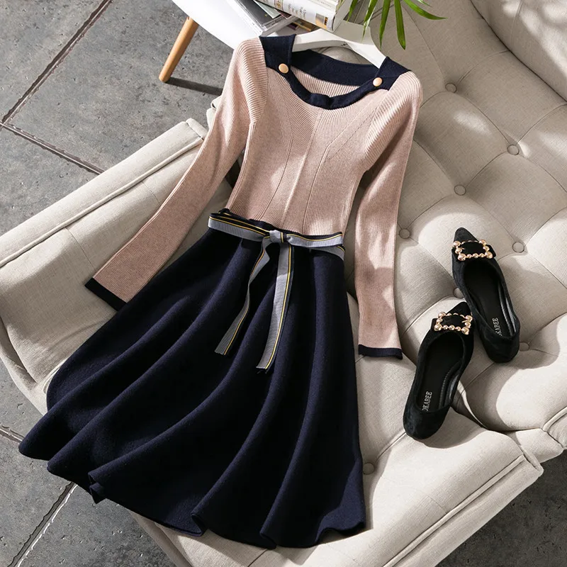 Женское трикотажное платье трапеция элегантное цветное с длинным рукавом и