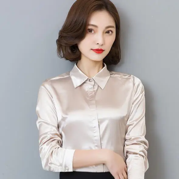 Женская шифоновая блузка на пуговицах классическая с шелковыми пуговицами весна