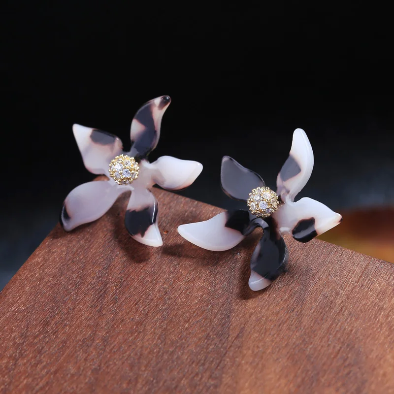 Cute resin flower earrings fashion crystal stud for women earring gift | Украшения и аксессуары