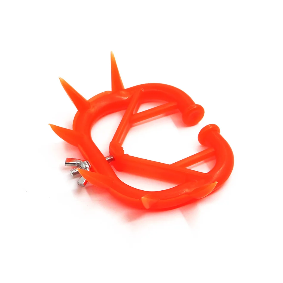 Пластмассовое устройство для отлучения икры носообразный шип используется