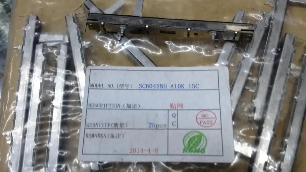 

2PCS/LOT Taiwan produces 8.8 cm sliding potentiometer A10K, 15MM axis
