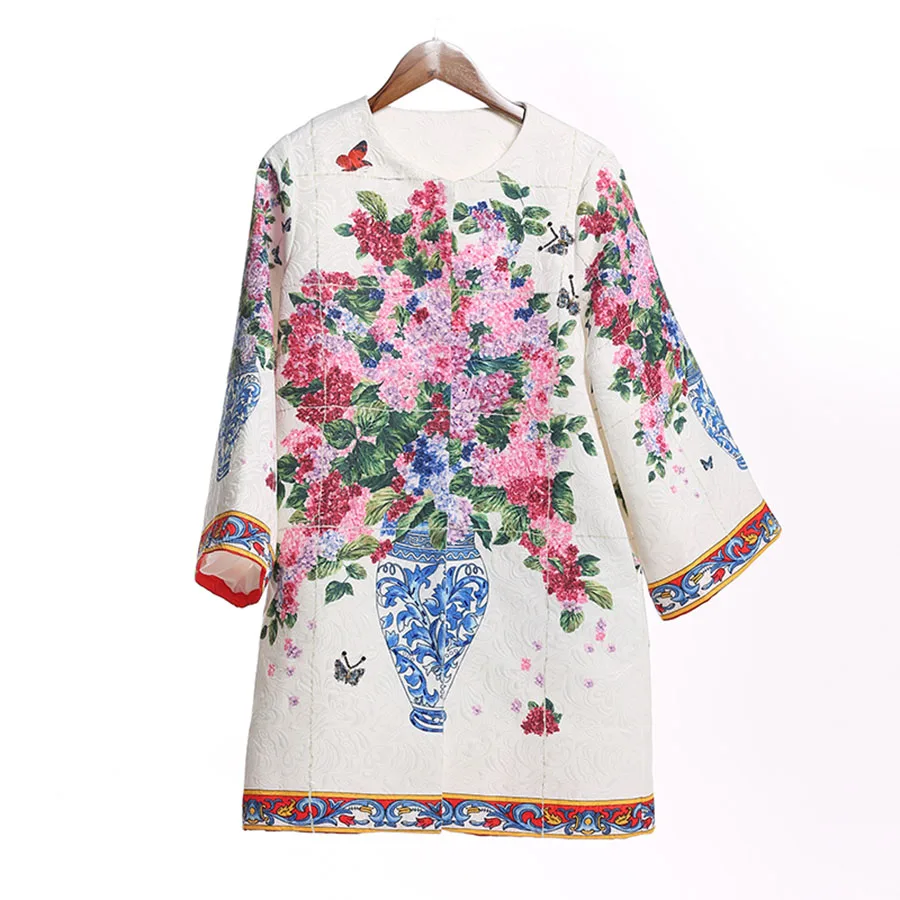 Jacquard White Luxury Coats European Women 3/4 Flare Sleeve Print High Quality Scarf 2017 Autumn Winter Classic Warm Coat | Женская