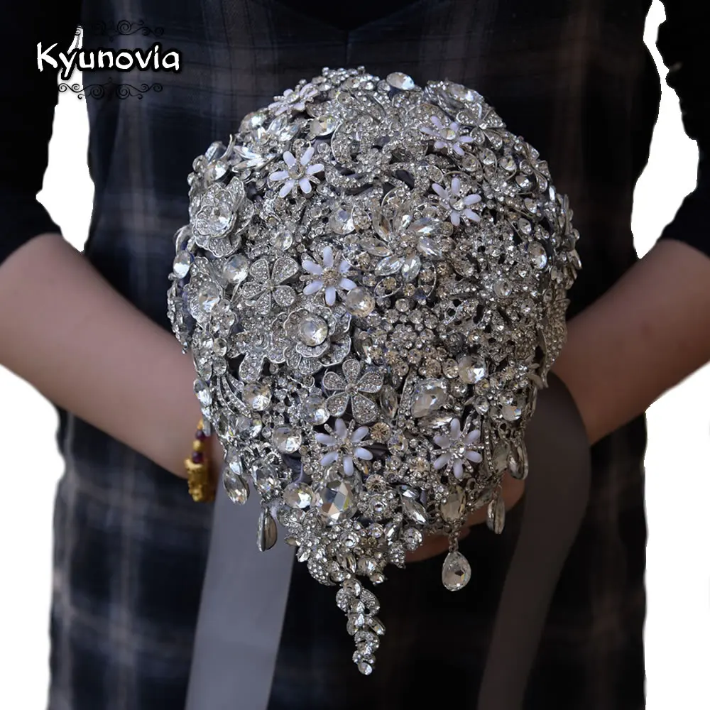 Kyunovia Каскадный каплевидный букет серебряная брошь свадебные аксессуары, букеты ювелирные изделия букет кристалл Каскадный букет FE69