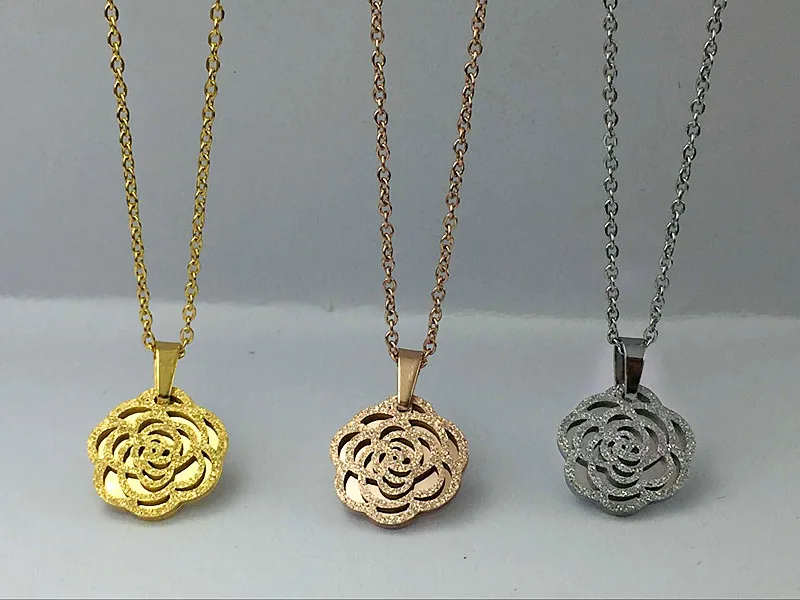 Женская подвеска с цветком камелии розовое золото вечерние украшения для